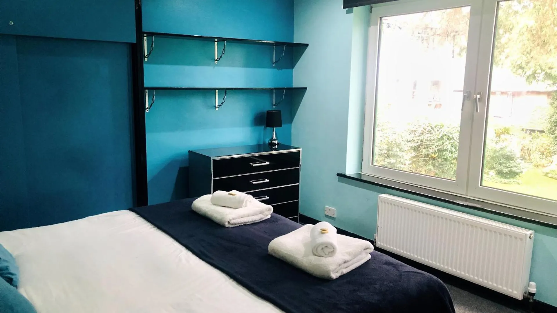 Bassett Avenue - Superking Room Southampton